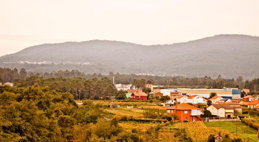 Hotel Corona De Galicia Valga Экстерьер фото